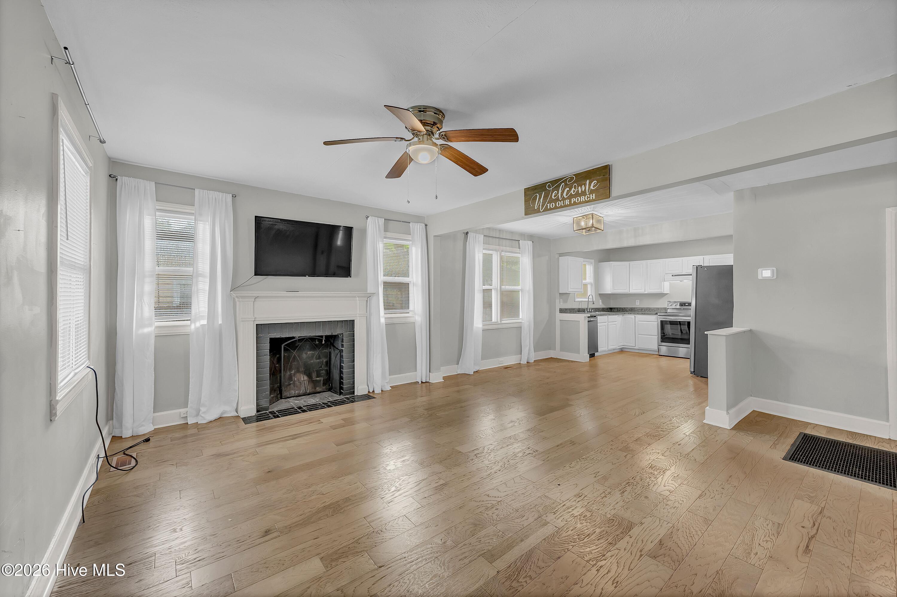 917 Bryan Avenue Property Photo 15