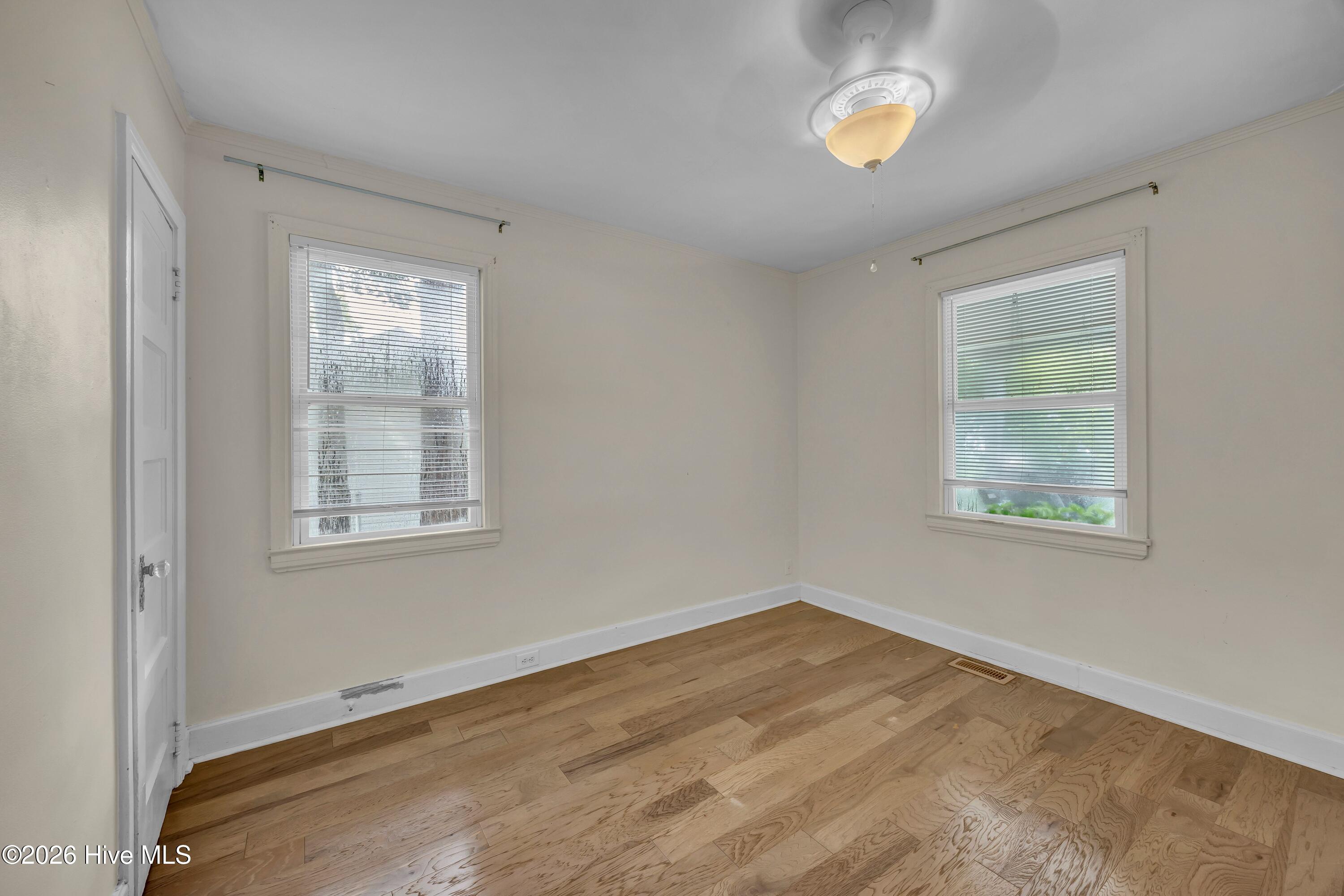 917 Bryan Avenue Property Photo 20