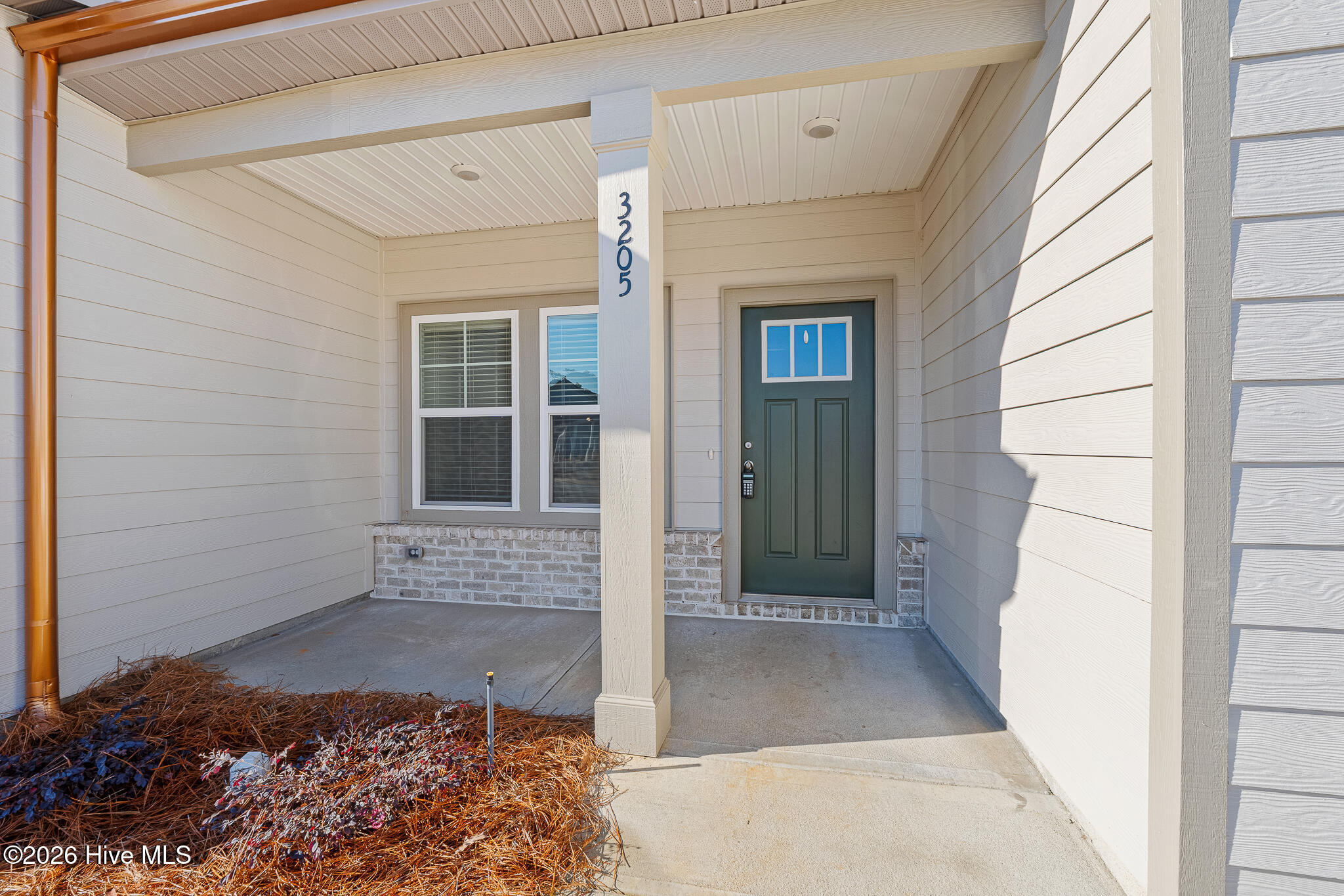 716 Bronze Way Property Photo 2