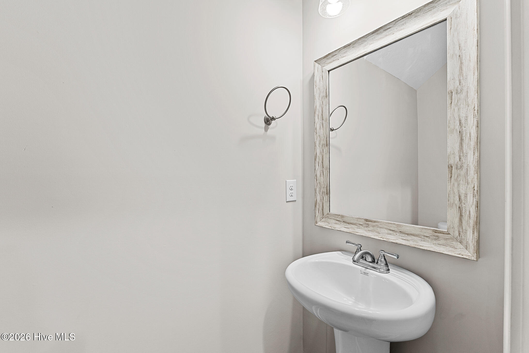 716 Bronze Way Property Photo 6