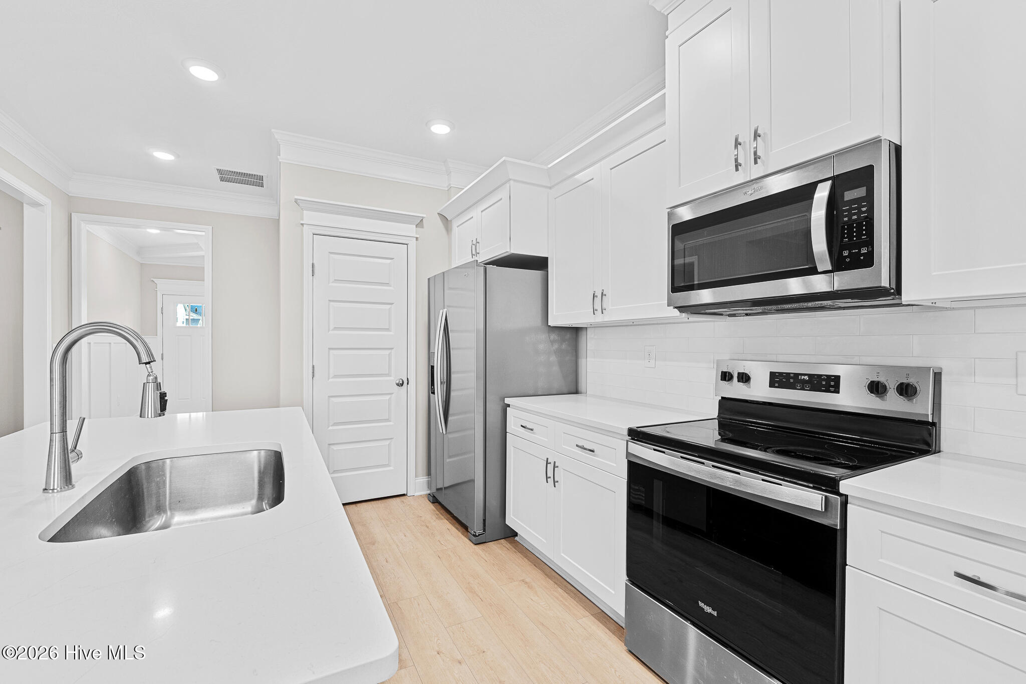 716 Bronze Way Property Photo 8