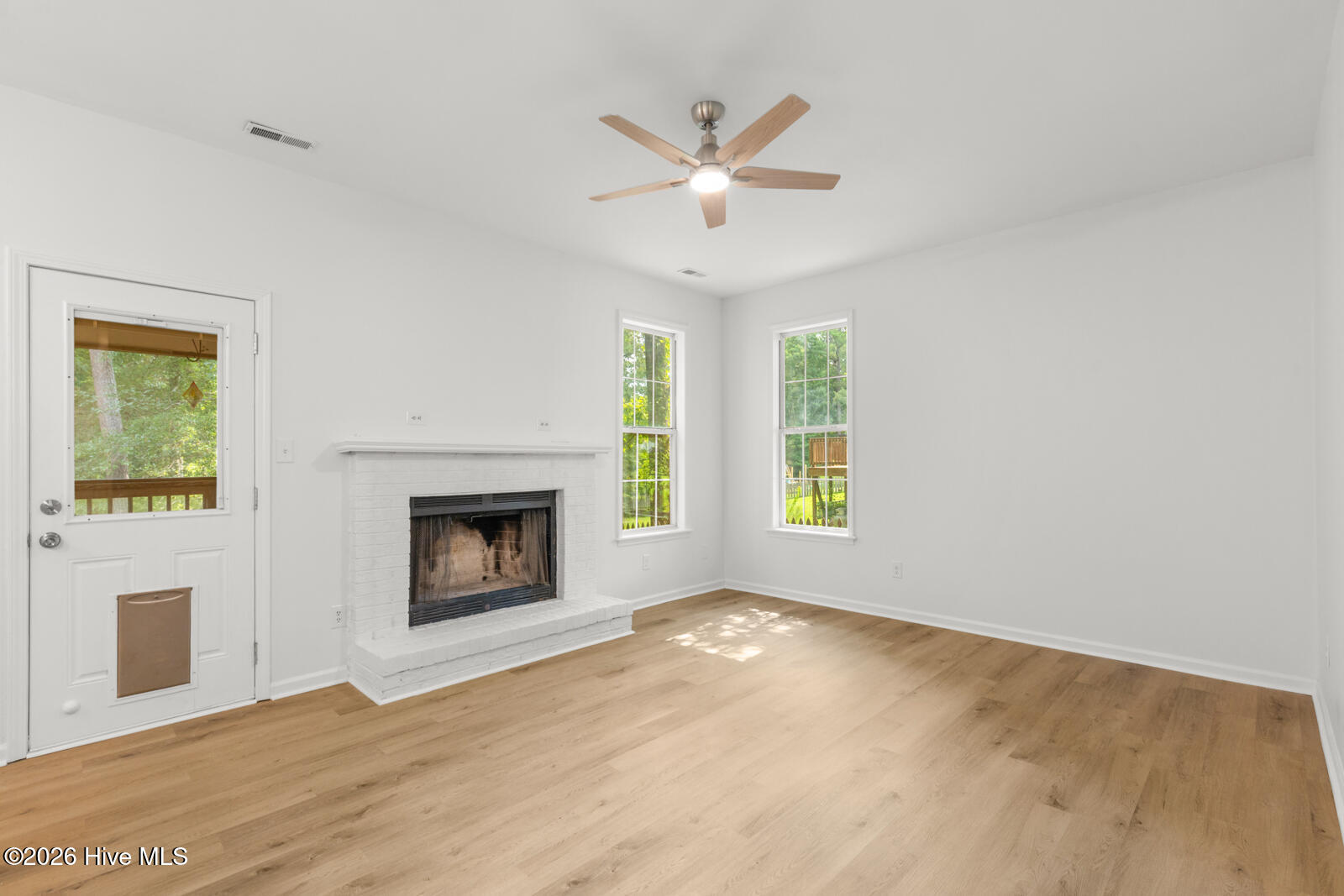 166 Dockside Drive Property Photo 10