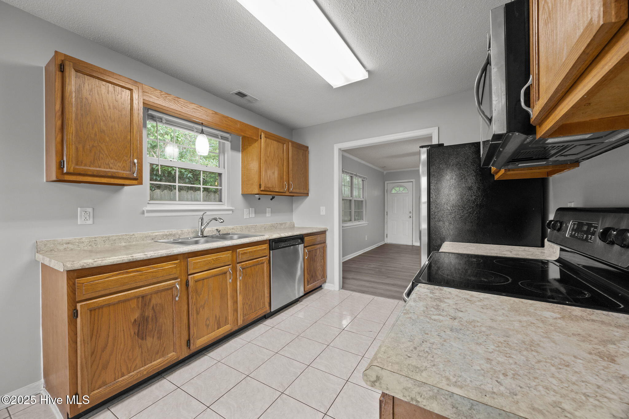 2033 Derby Run Road Property Photo 8