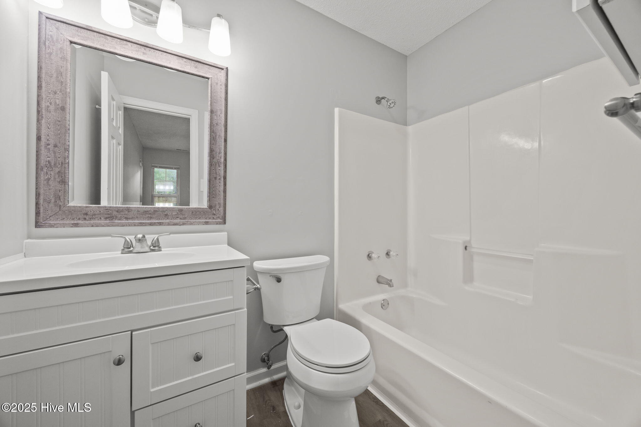 2033 Derby Run Road Property Photo 12