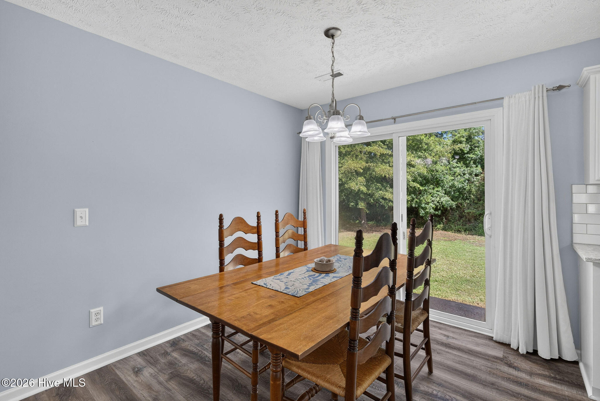 247 Ross Court Property Photo 9