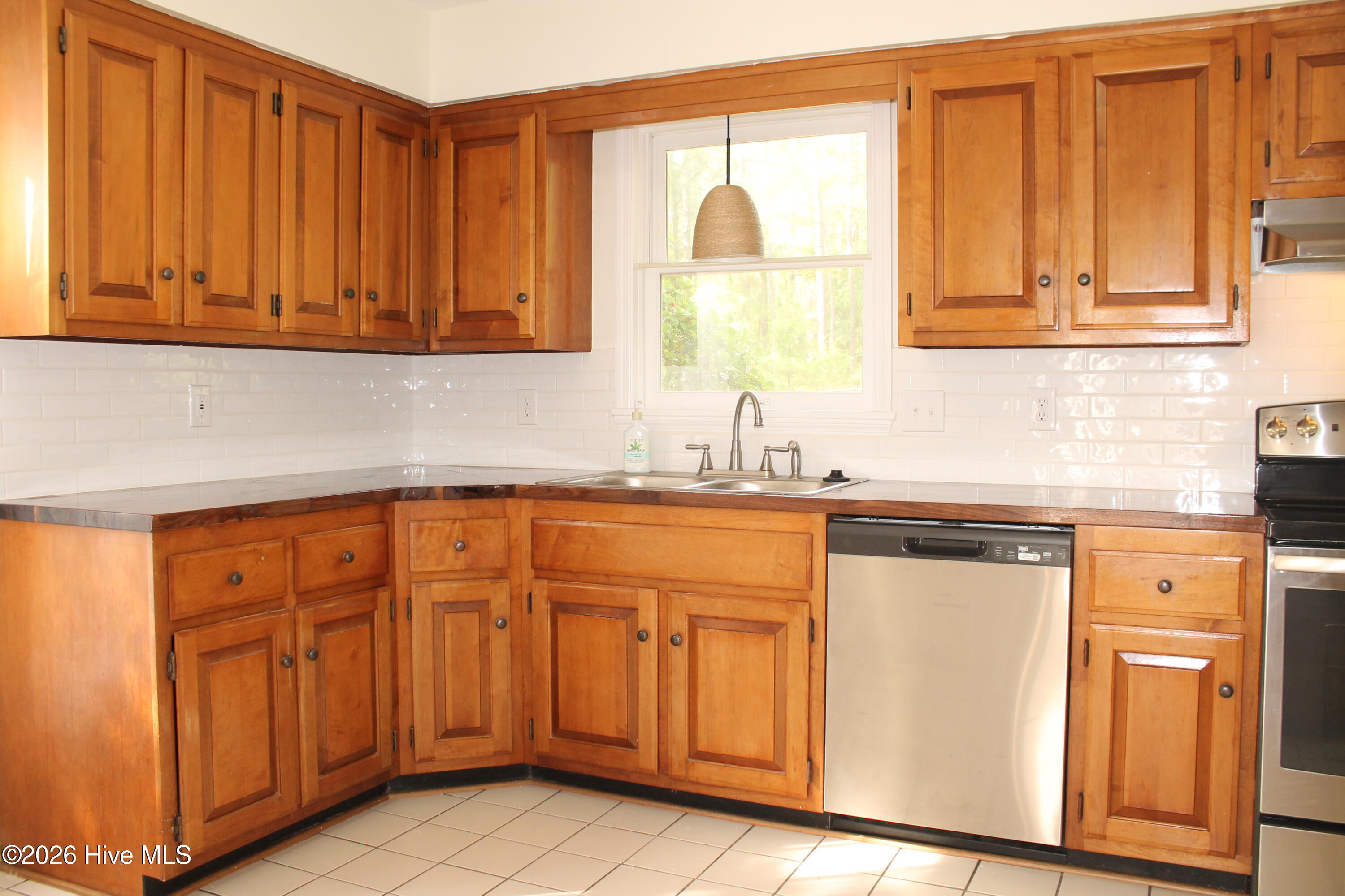 1624 E Indiana Avenue Apt 13 Property Photo 8