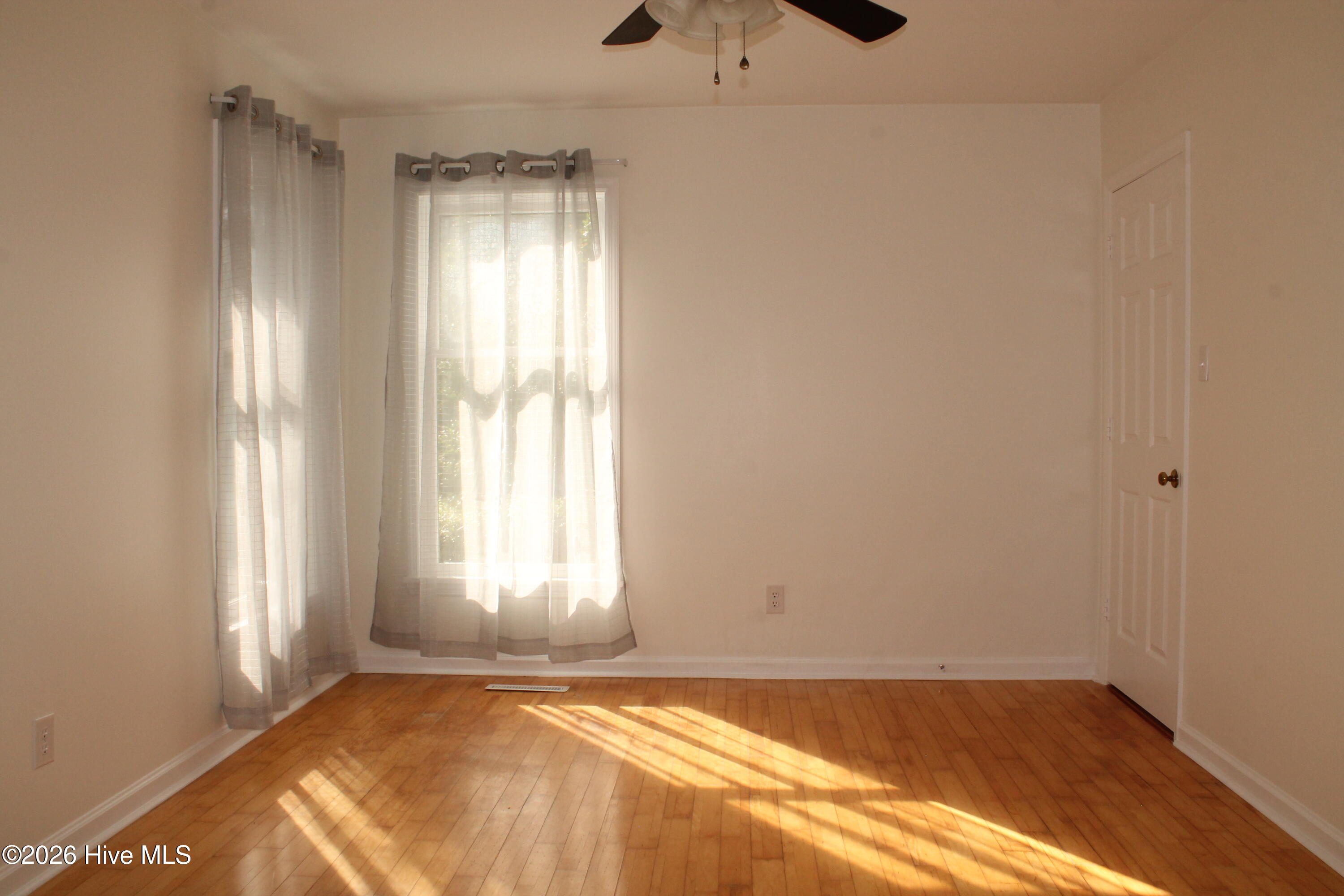 1624 E Indiana Avenue Apt 13 Property Photo 18