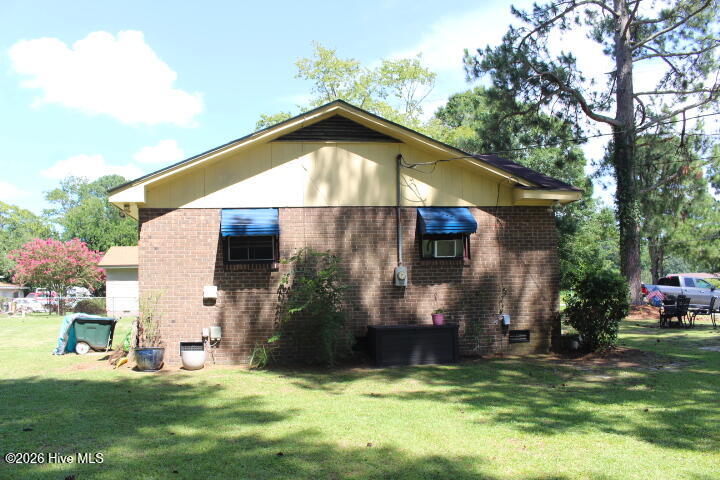 828 Sutton Road Property Photo 3