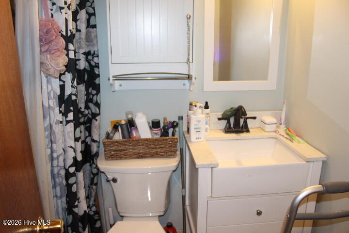 828 Sutton Road Property Photo 8