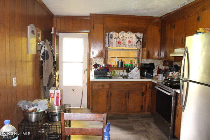 828 Sutton Road Property Photo 14