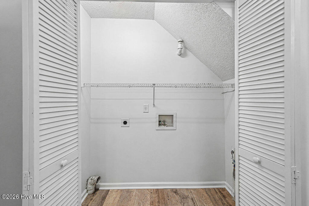200 Remington Drive Property Photo 28