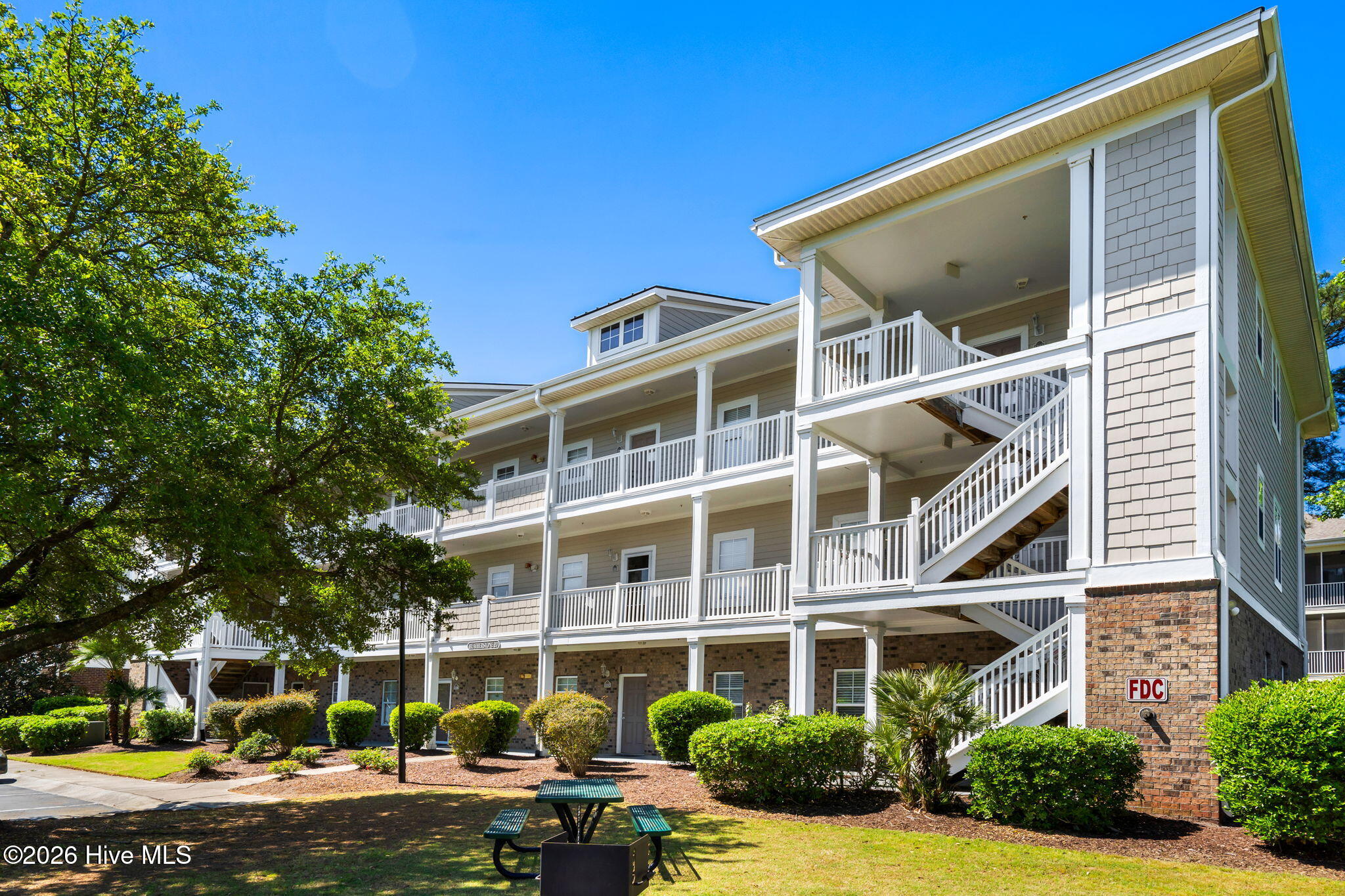 805 Crumpet Court Property Photo 1