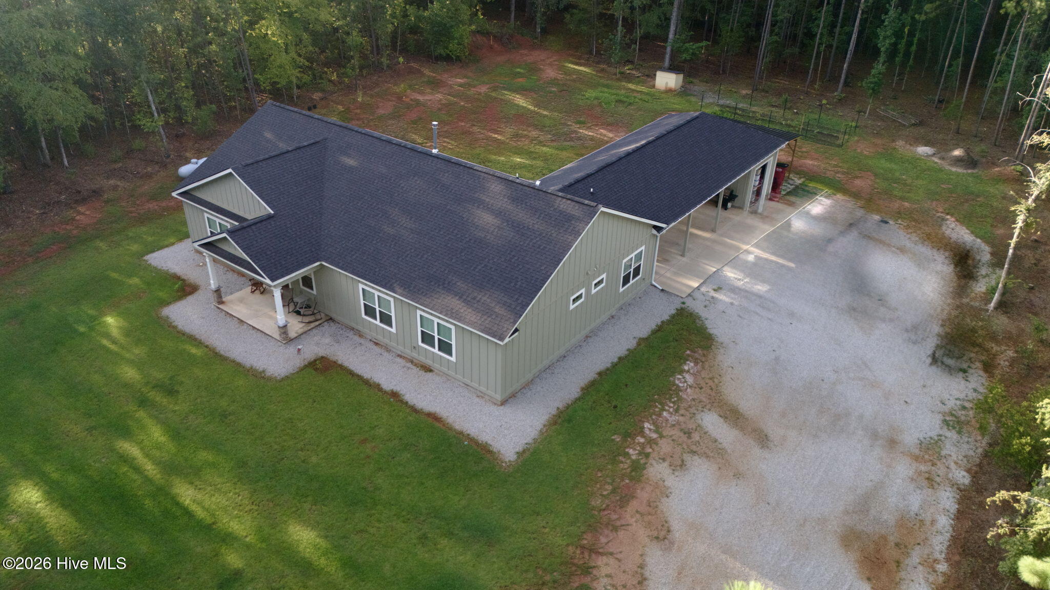 6881 Hinton Woods Drive Property Photo 2