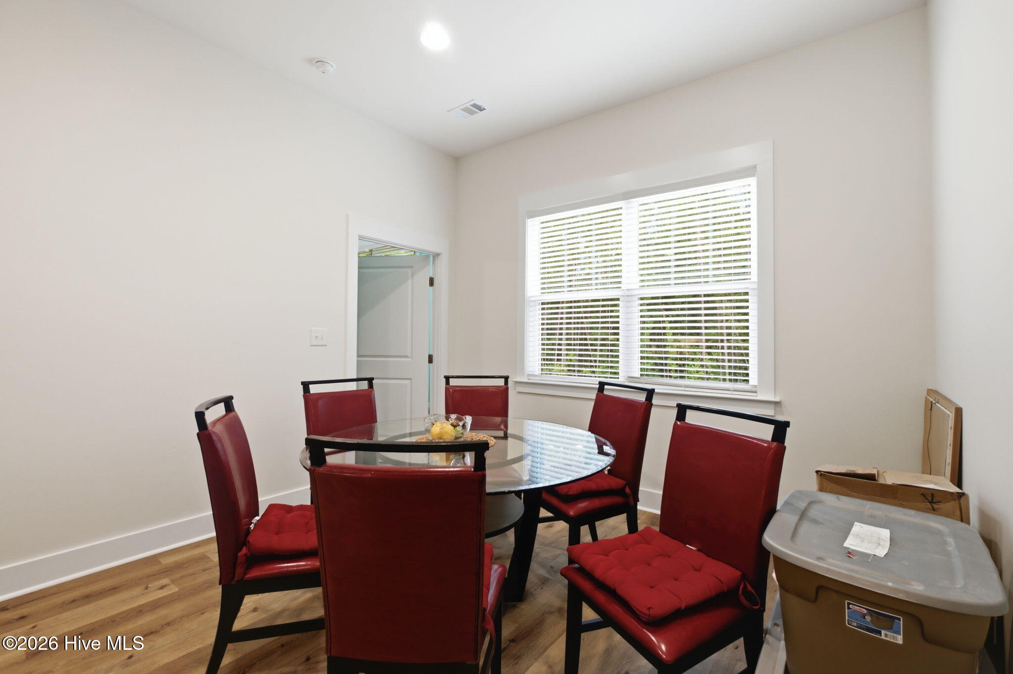 6881 Hinton Woods Drive Property Photo 12