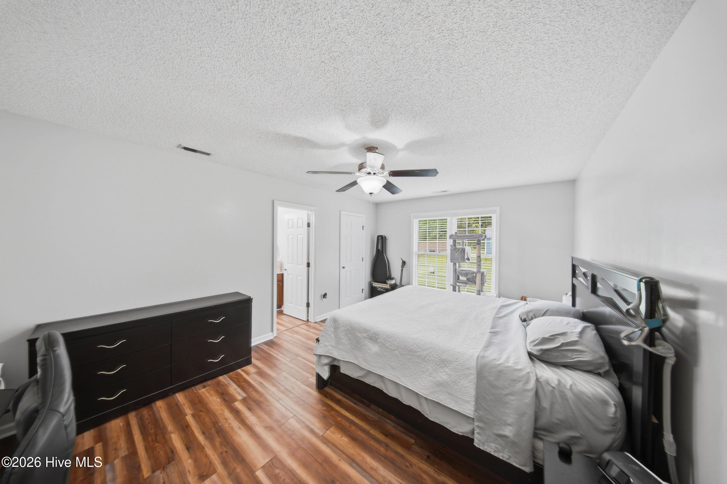 102 Laredo Drive Property Photo 26