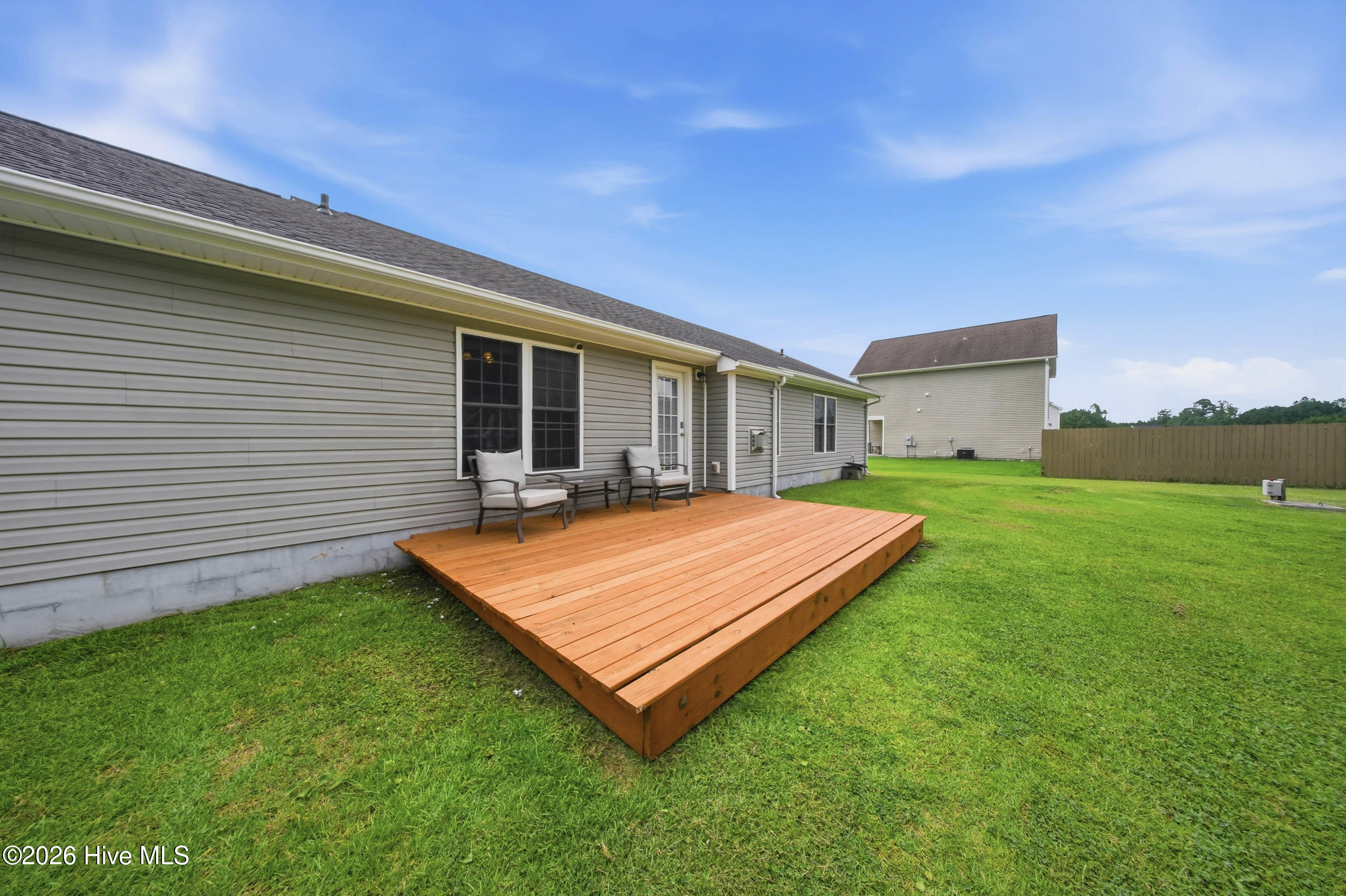 102 Laredo Drive Property Photo 36