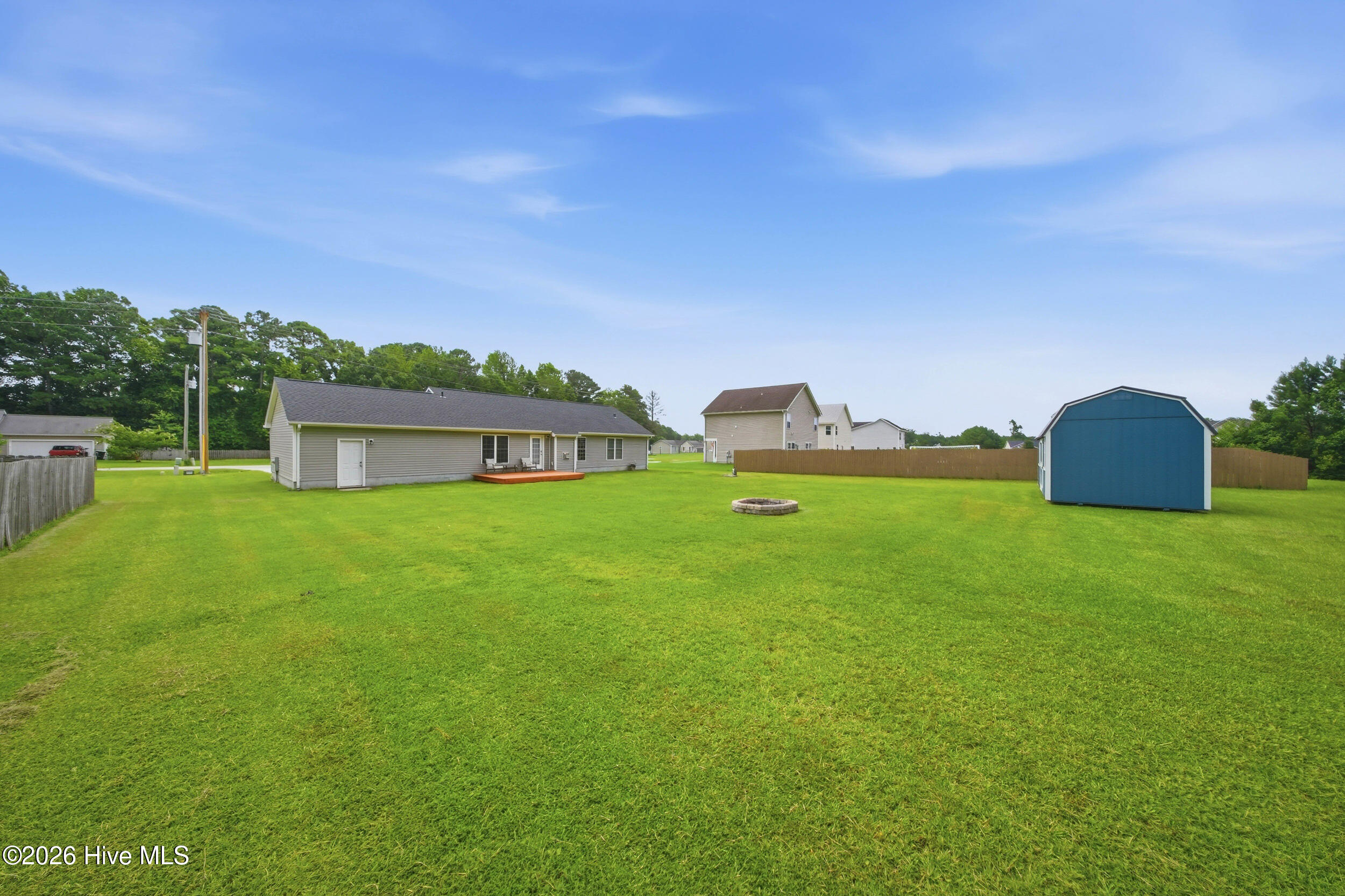 102 Laredo Drive Property Photo 39