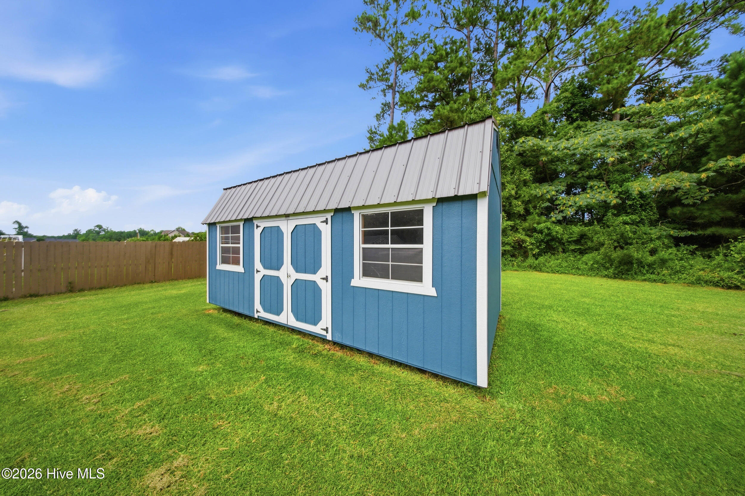 102 Laredo Drive Property Photo 40