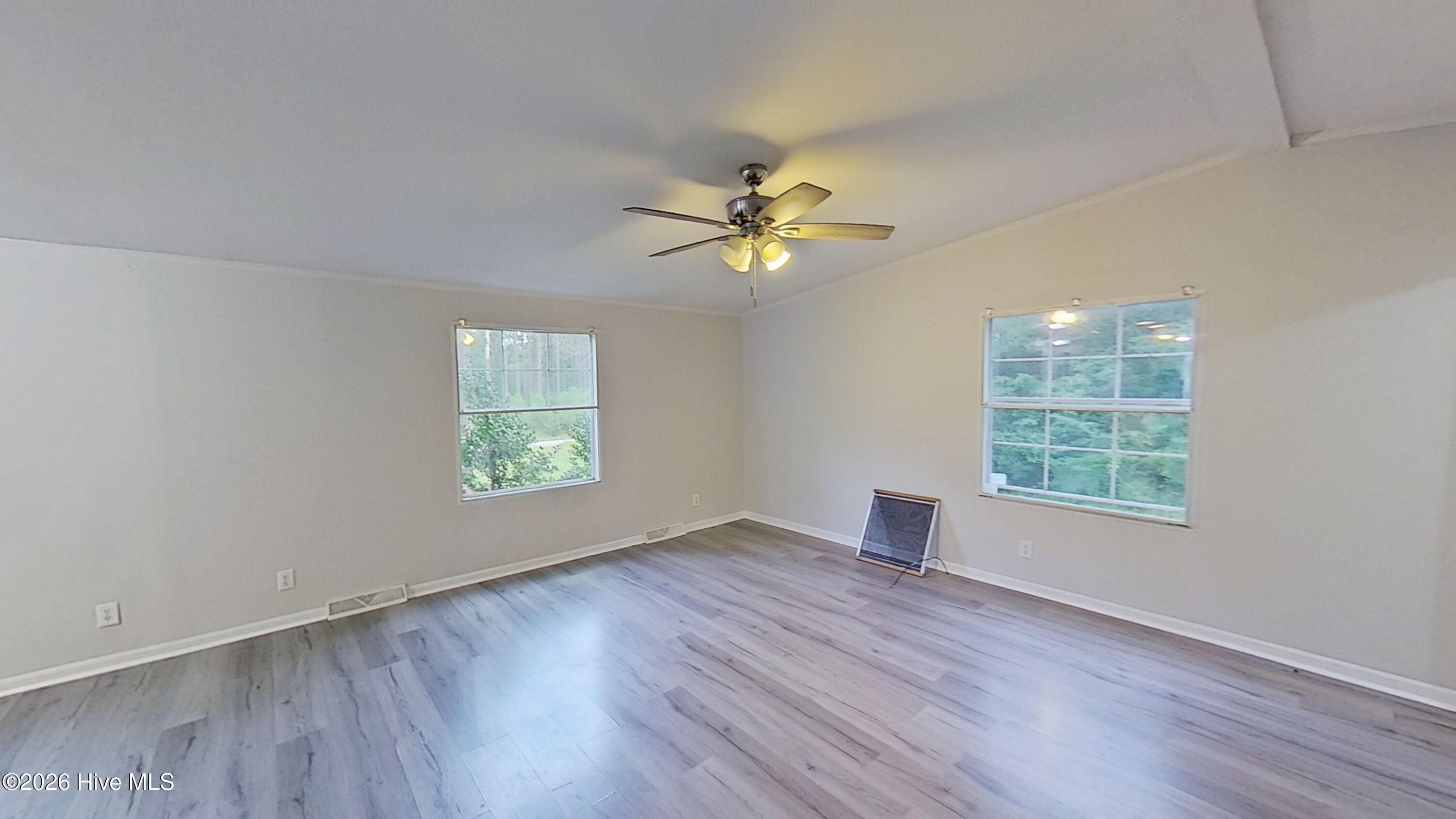 20 Deer Ridge Drive E Property Photo 17