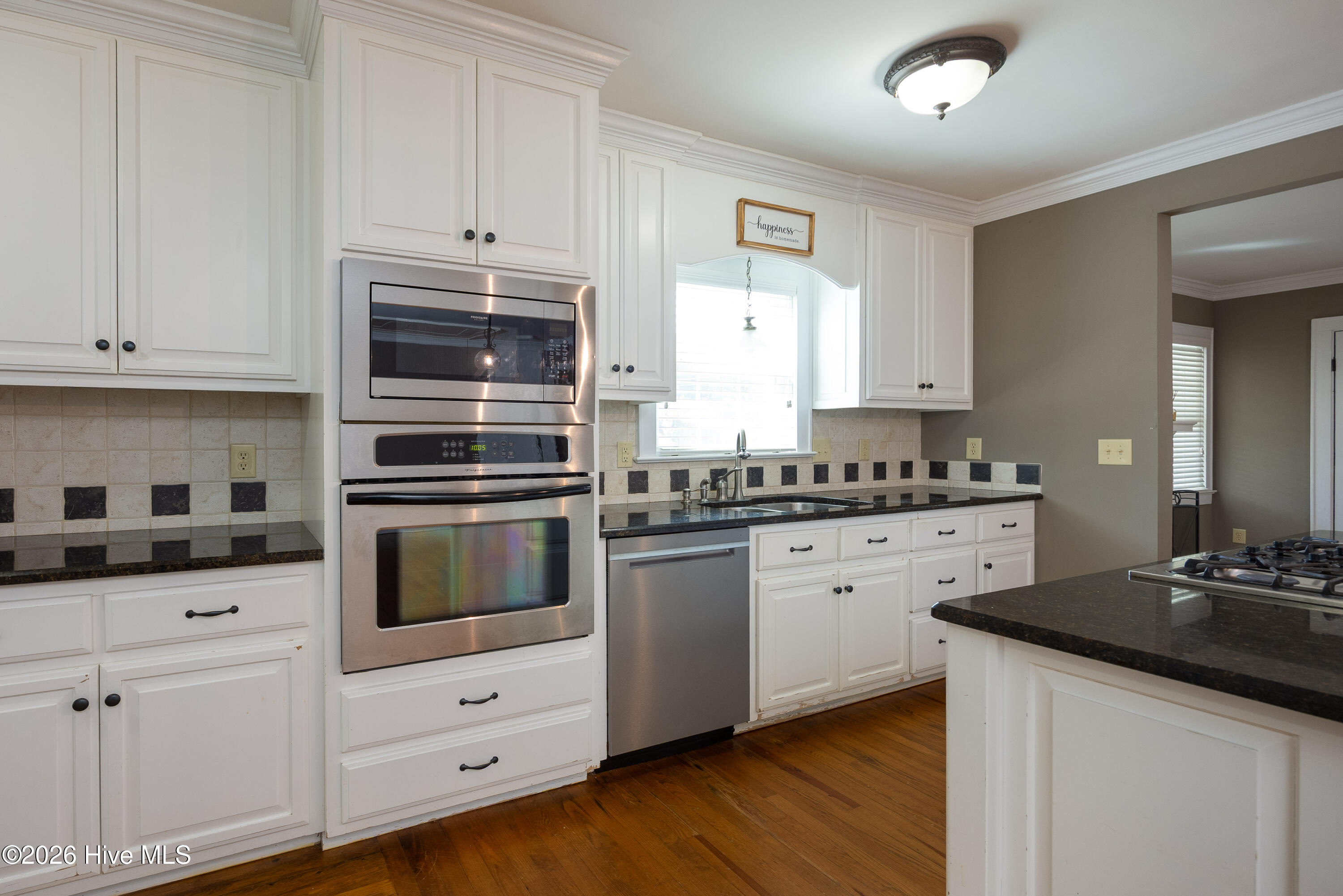 508 Stewart Avenue Property Photo 10