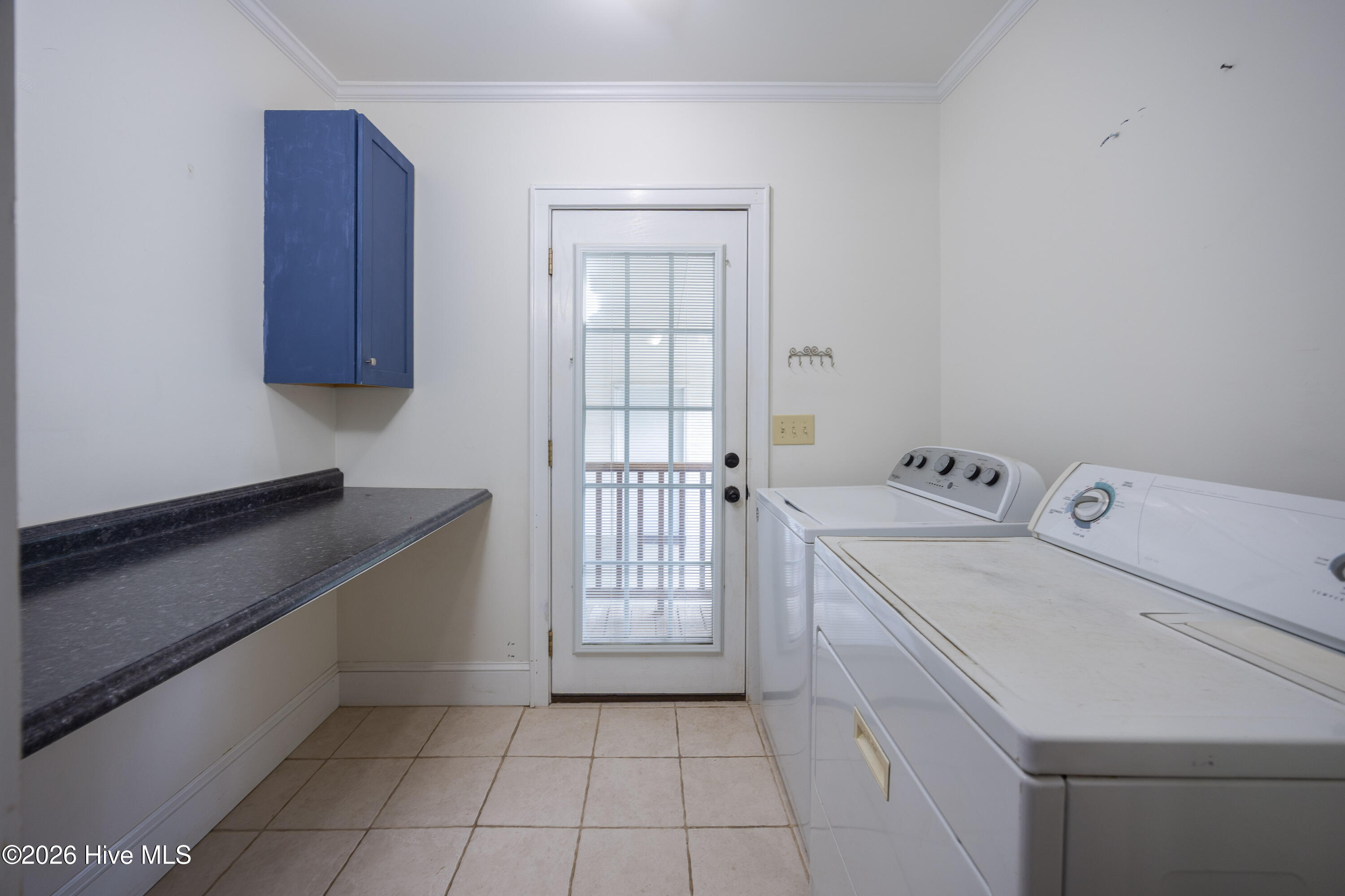 508 Stewart Avenue Property Photo 15