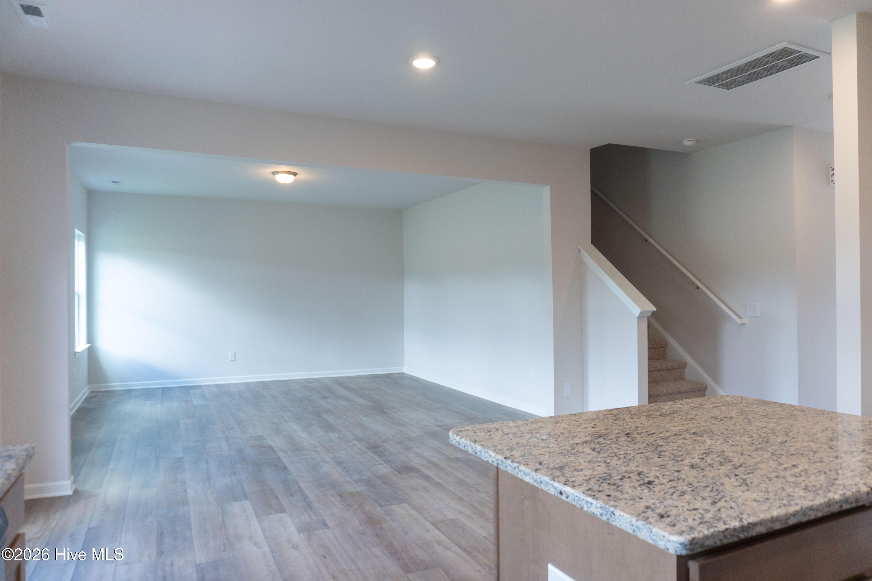 424 Barter Drive Property Photo 8