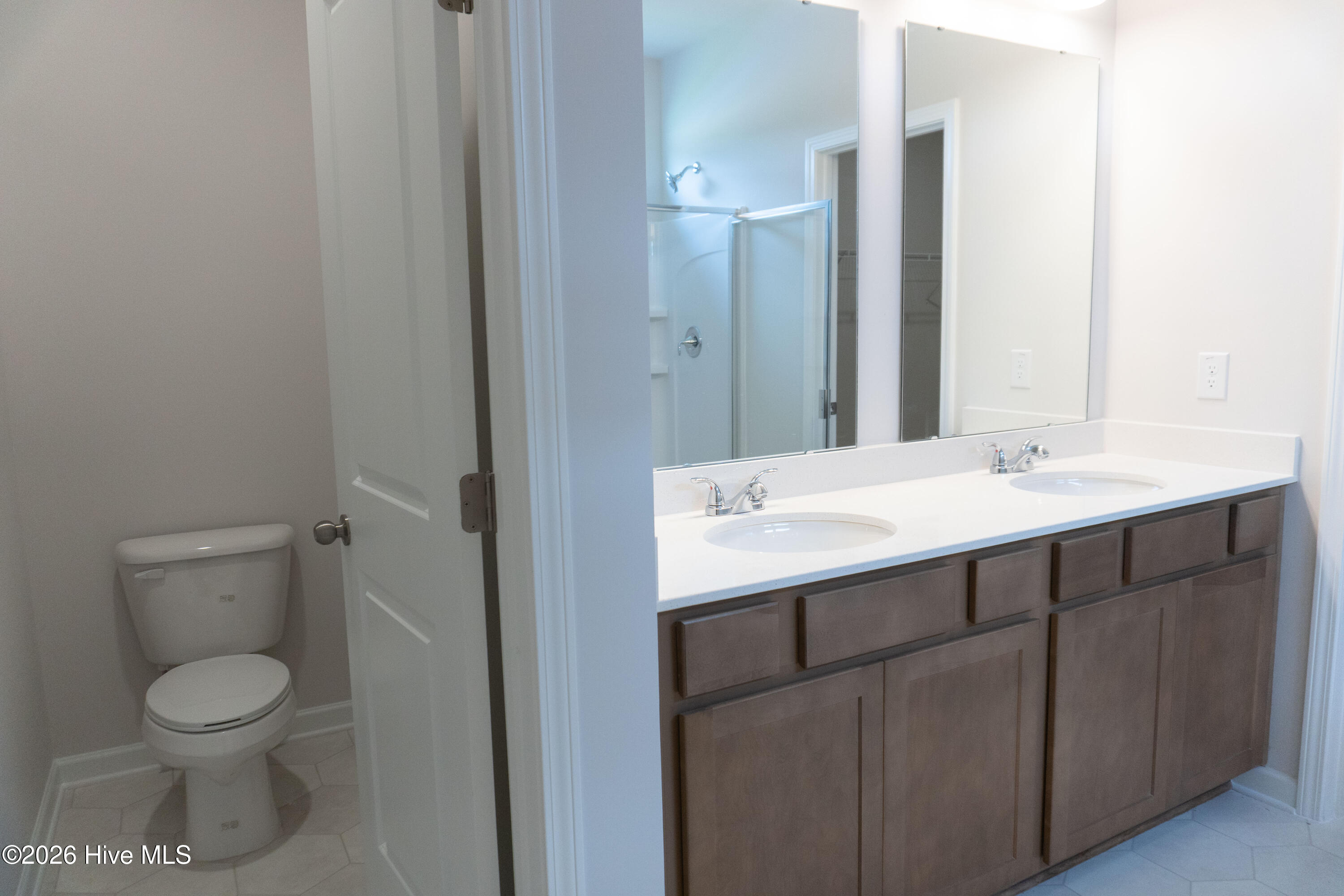 424 Barter Drive Property Photo 15