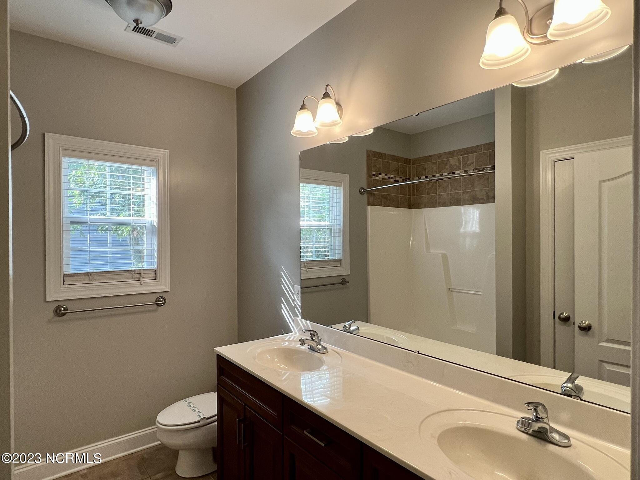 206 Sandy Springs Road Property Photo 18