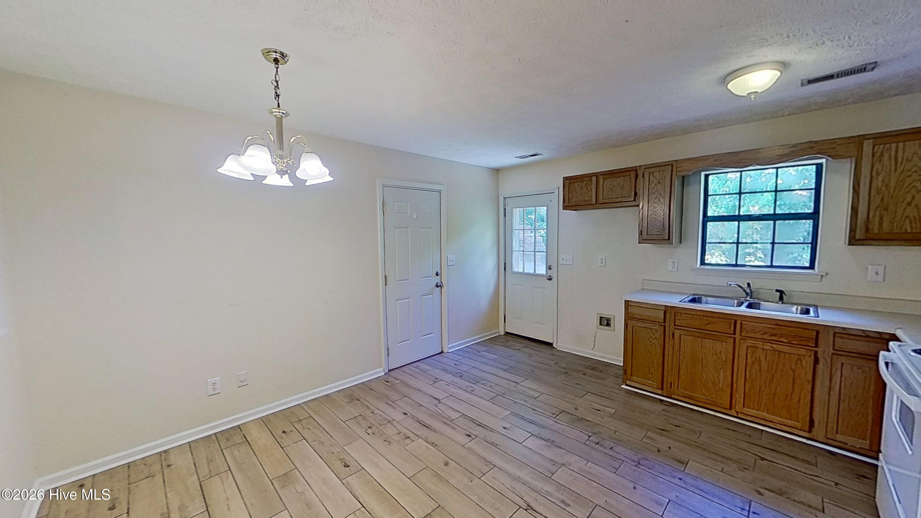 237 Bountiful Lane Property Photo 4