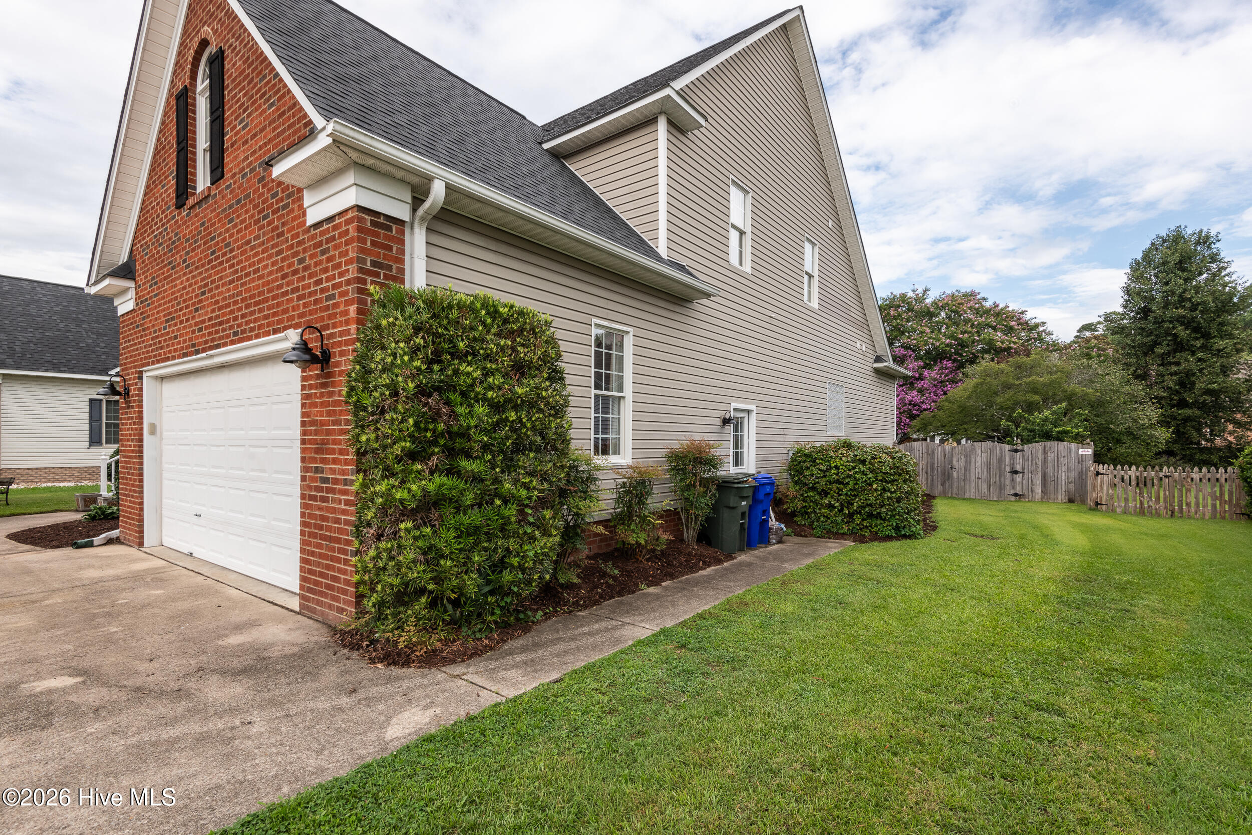 1802 Rondo Drive Property Photo 2