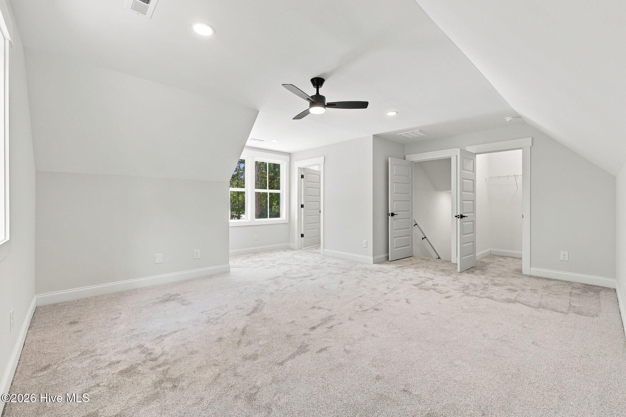 105 S Belvedere Drive Property Photo 32