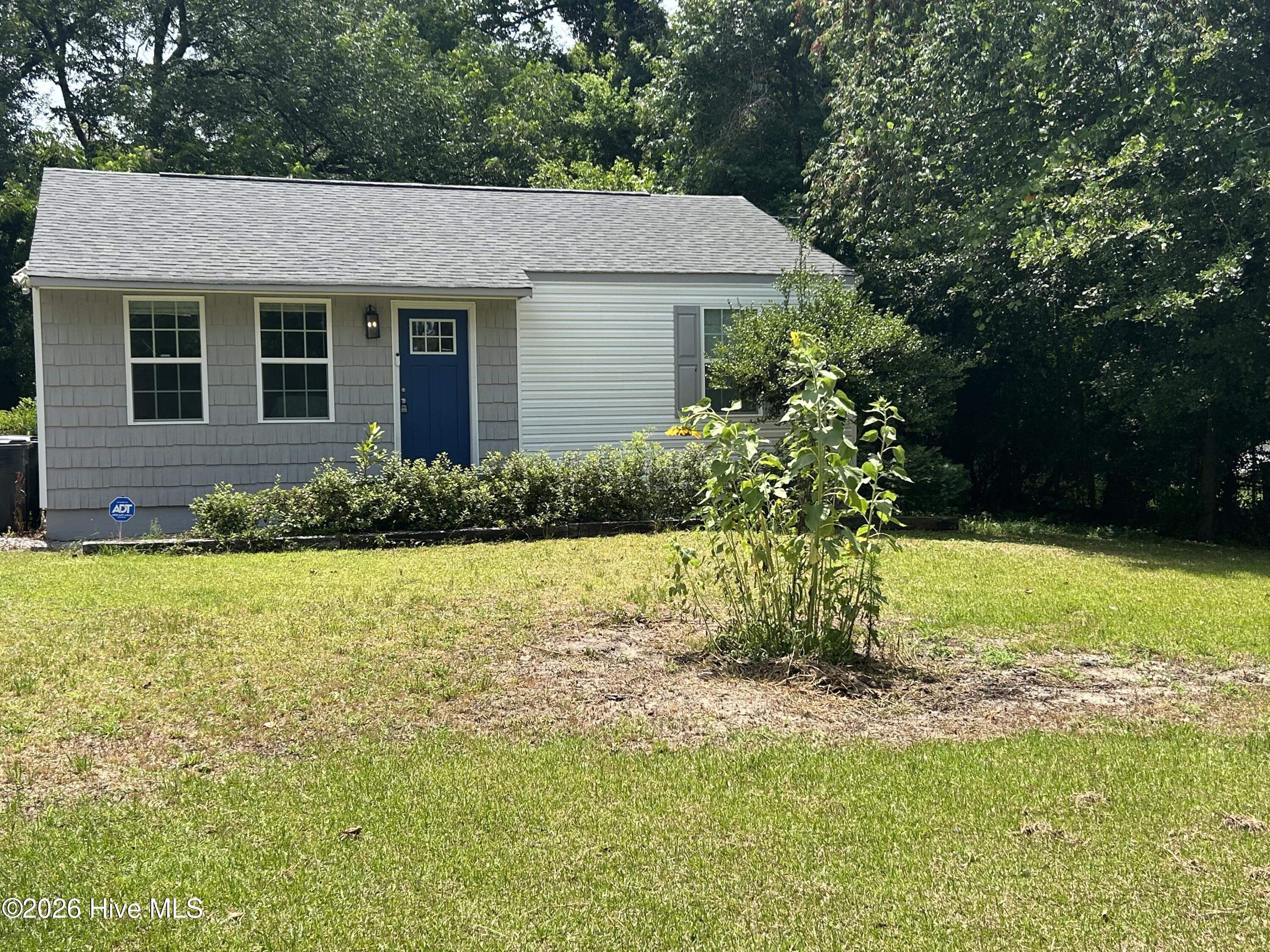 2838 Thomas Lane Property Photo 2