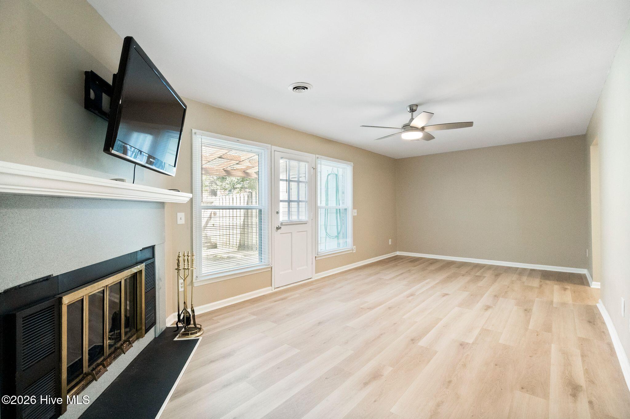 4927 Marlin Court Property Photo 2