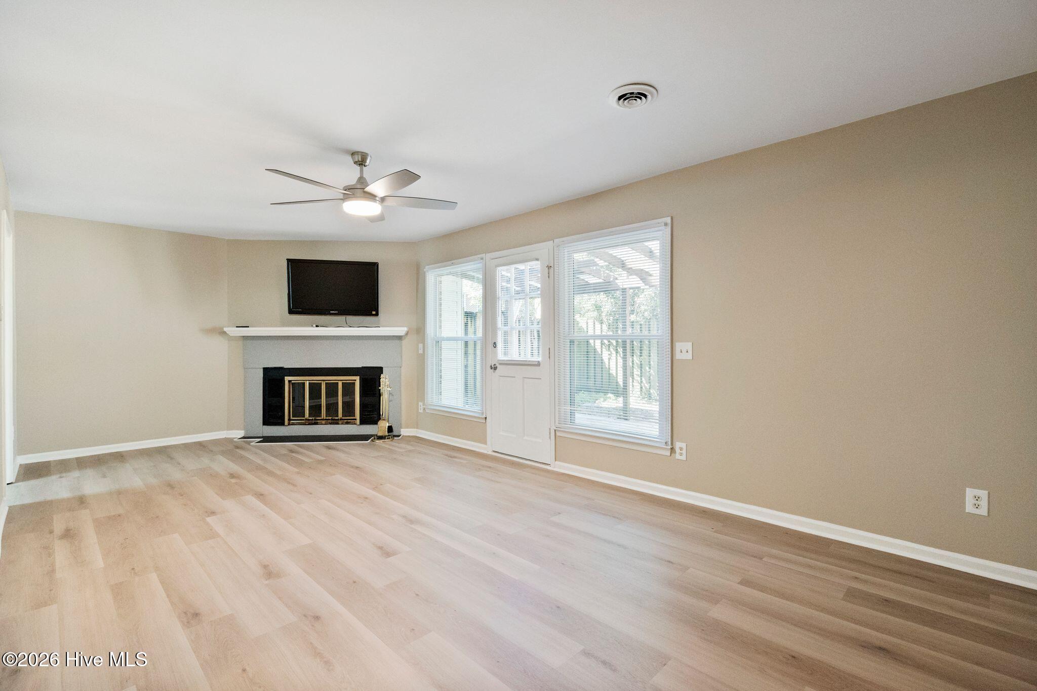 4927 Marlin Court Property Photo 3