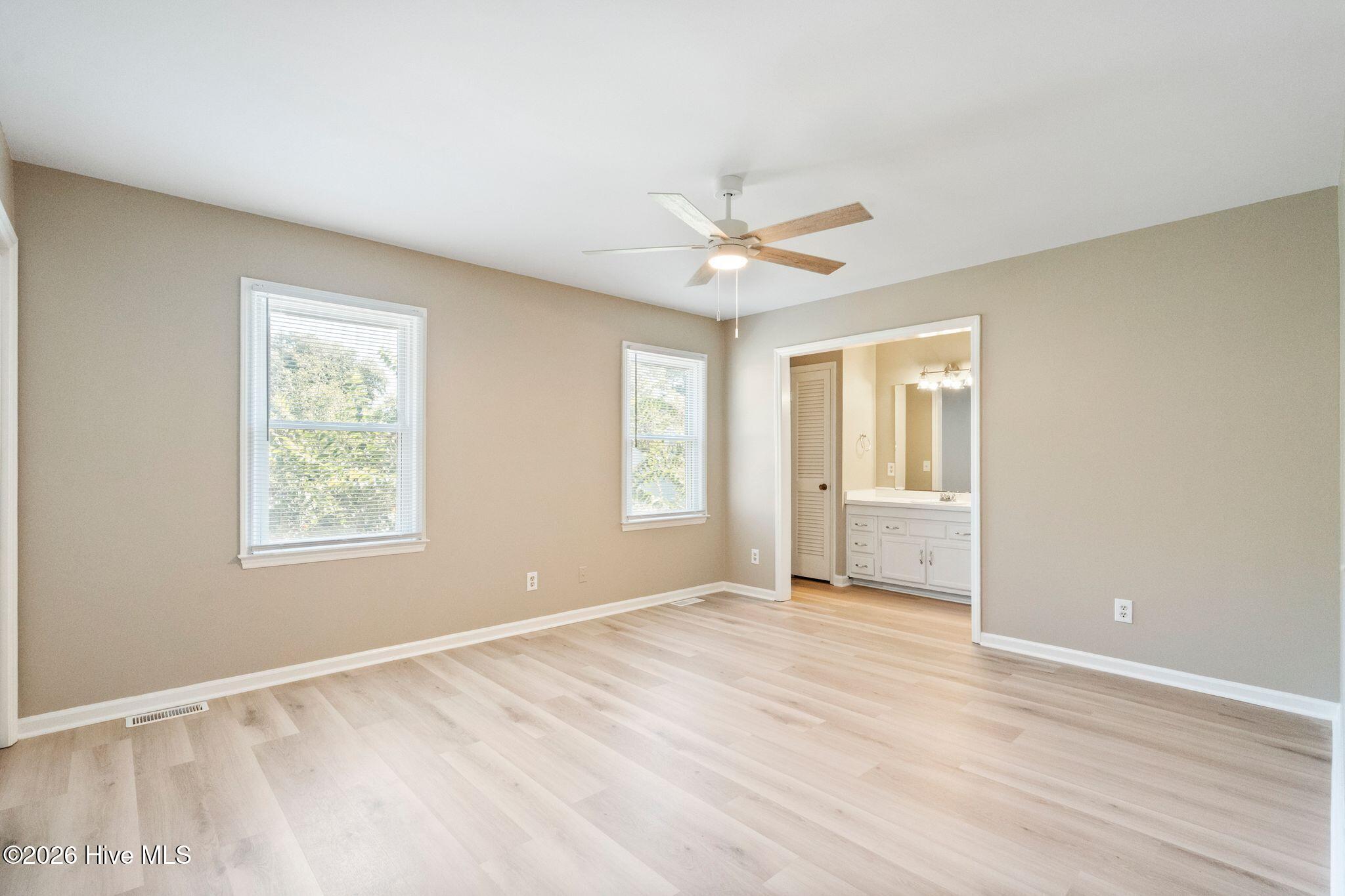 4927 Marlin Court Property Photo 12