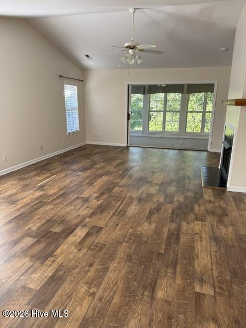 2209 Locksley Woods Drive E Property Photo 7
