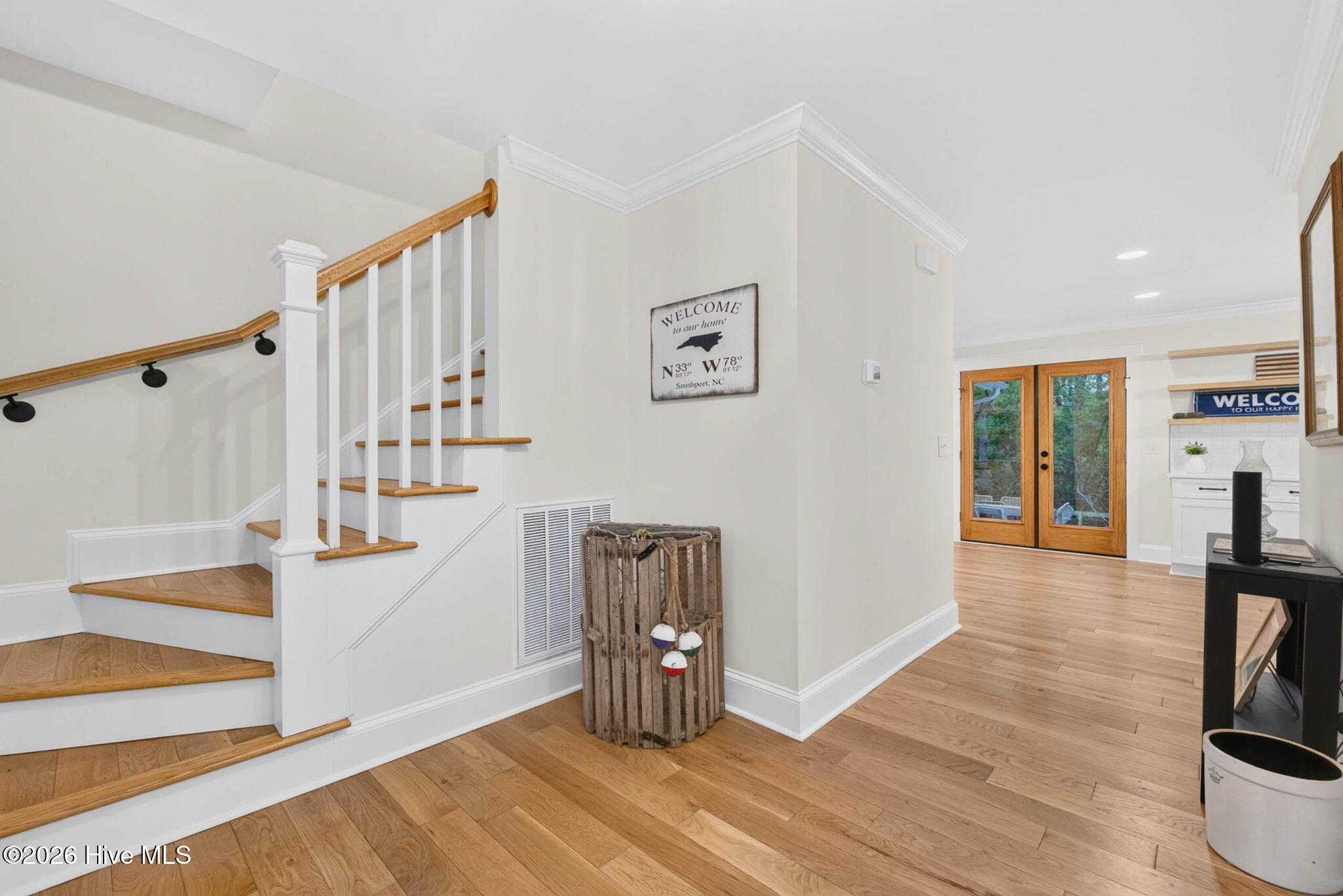 5933 Dutchman Creek Road Property Photo 11