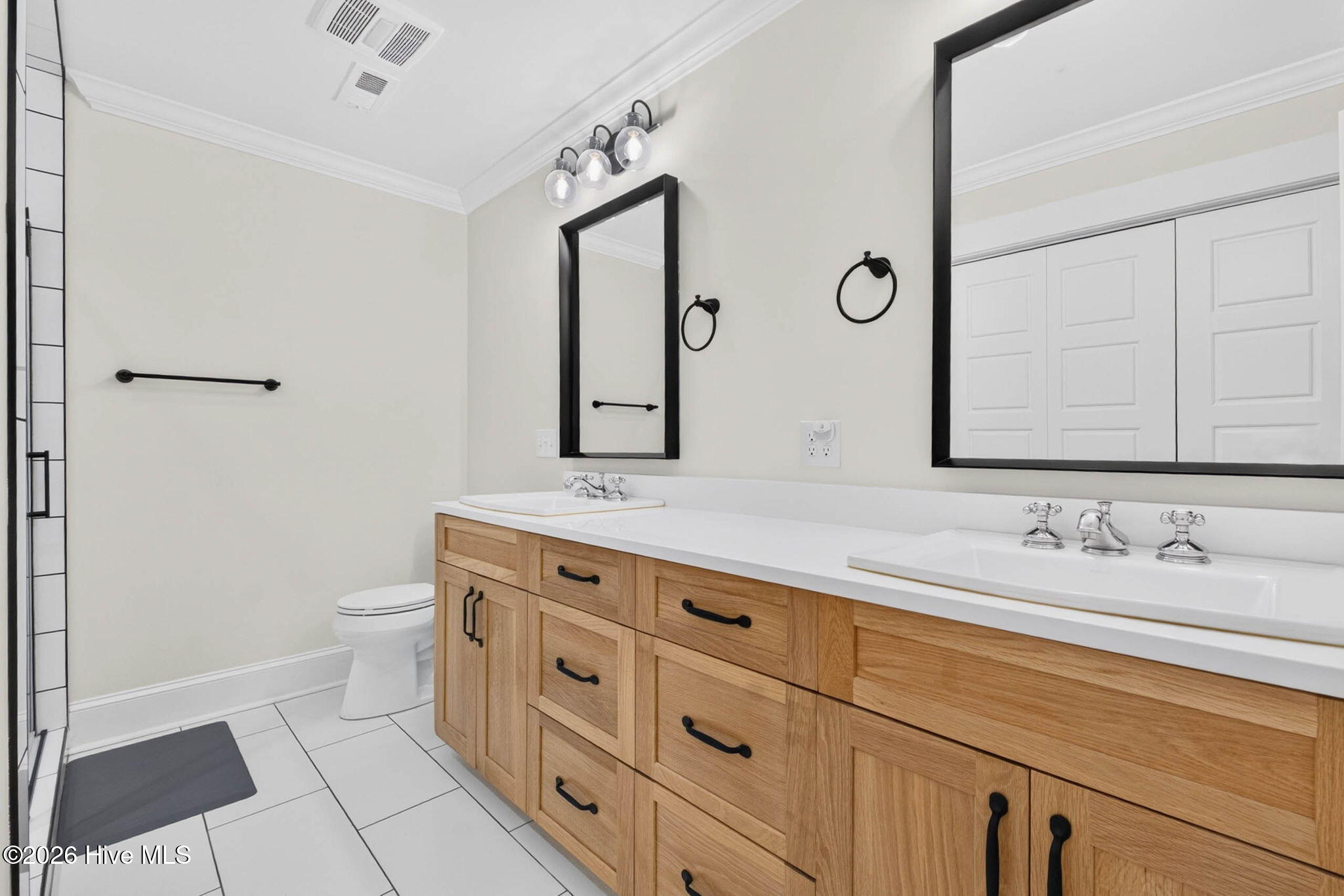 5933 Dutchman Creek Road Property Photo 41