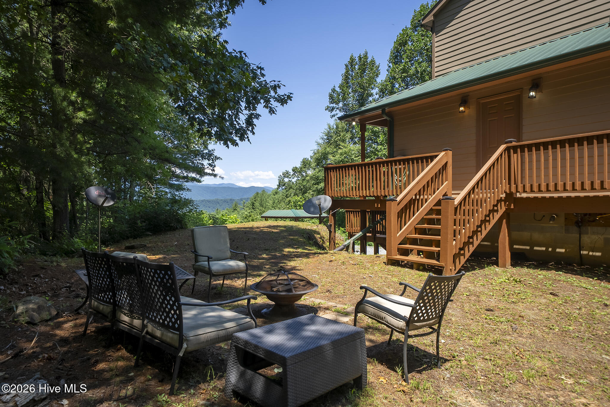 135 Eagles Nest Road Property Photo 5