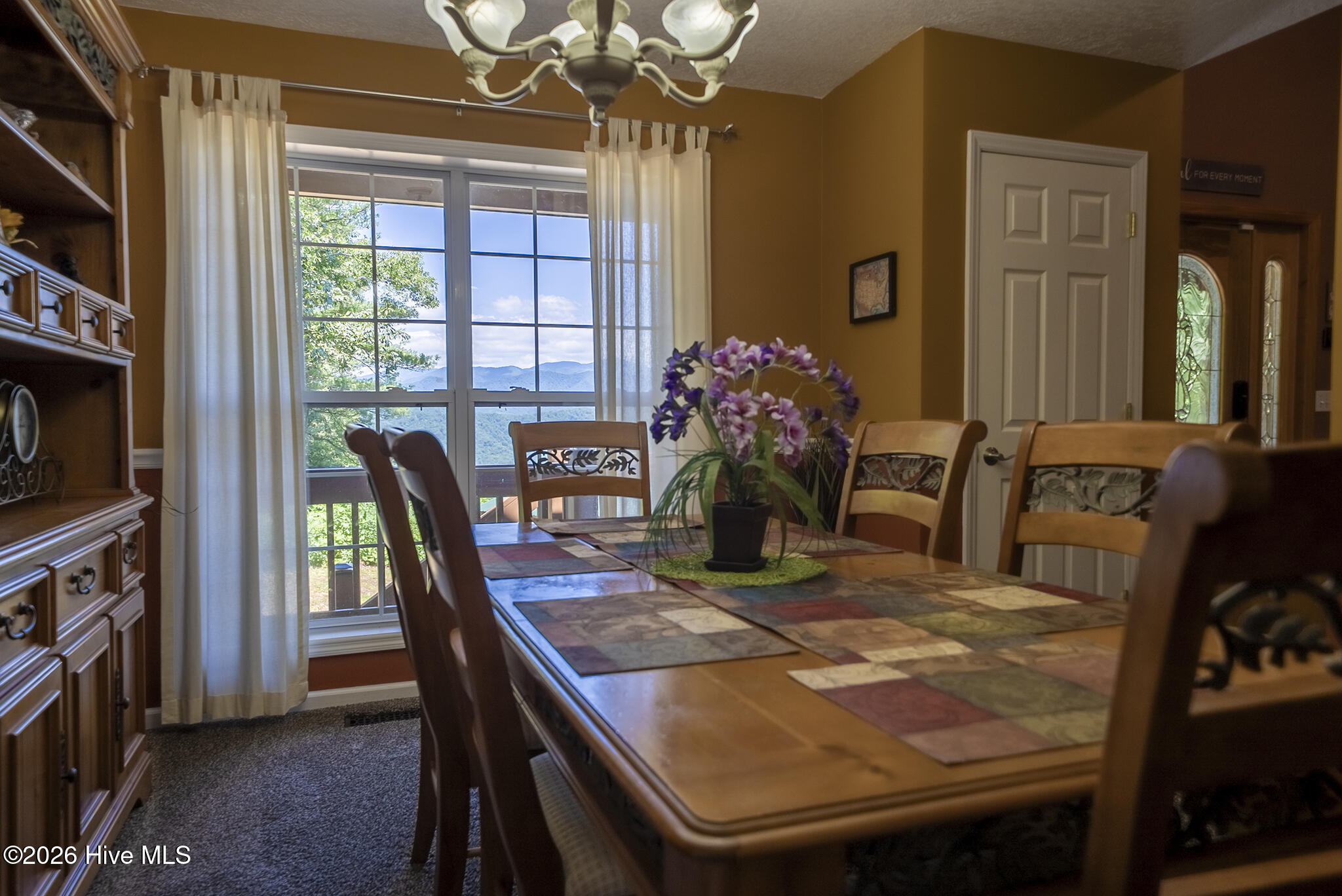 135 Eagles Nest Road Property Photo 11