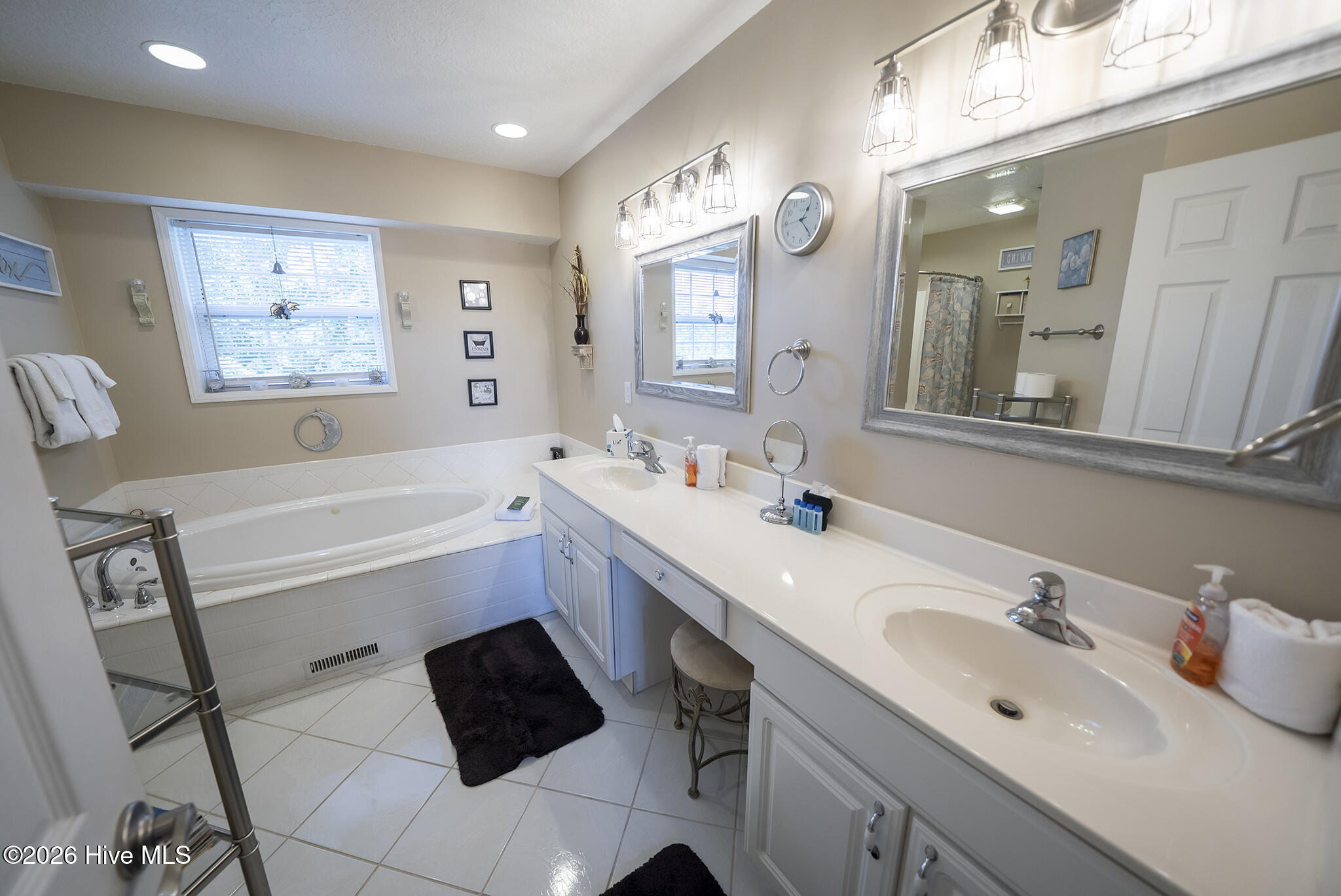 135 Eagles Nest Road Property Photo 17