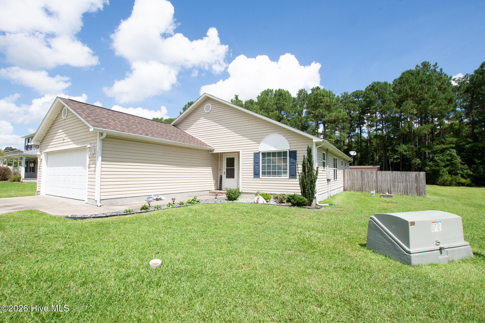511 Sassy Court Property Photo 8