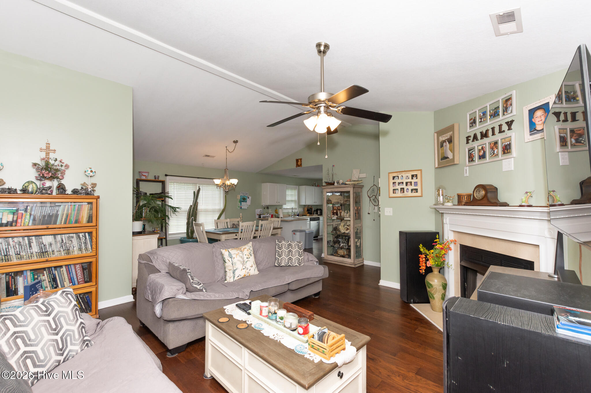 511 Sassy Court Property Photo 16