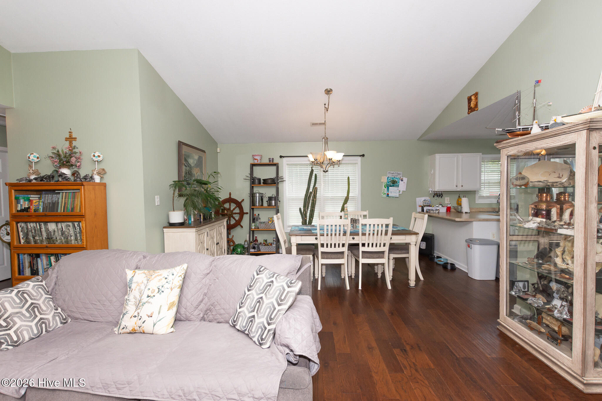 511 Sassy Court Property Photo 18