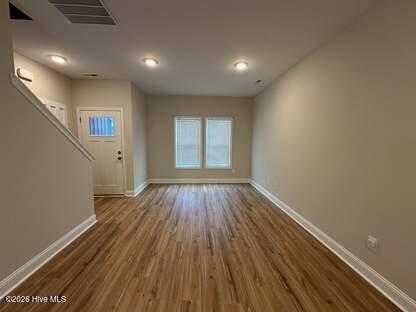 160 Loren Road Property Photo 3