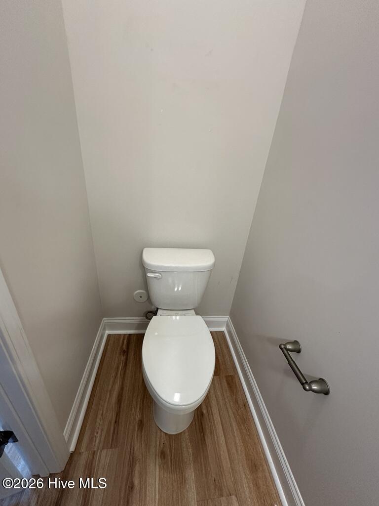 160 Loren Road Property Photo 8