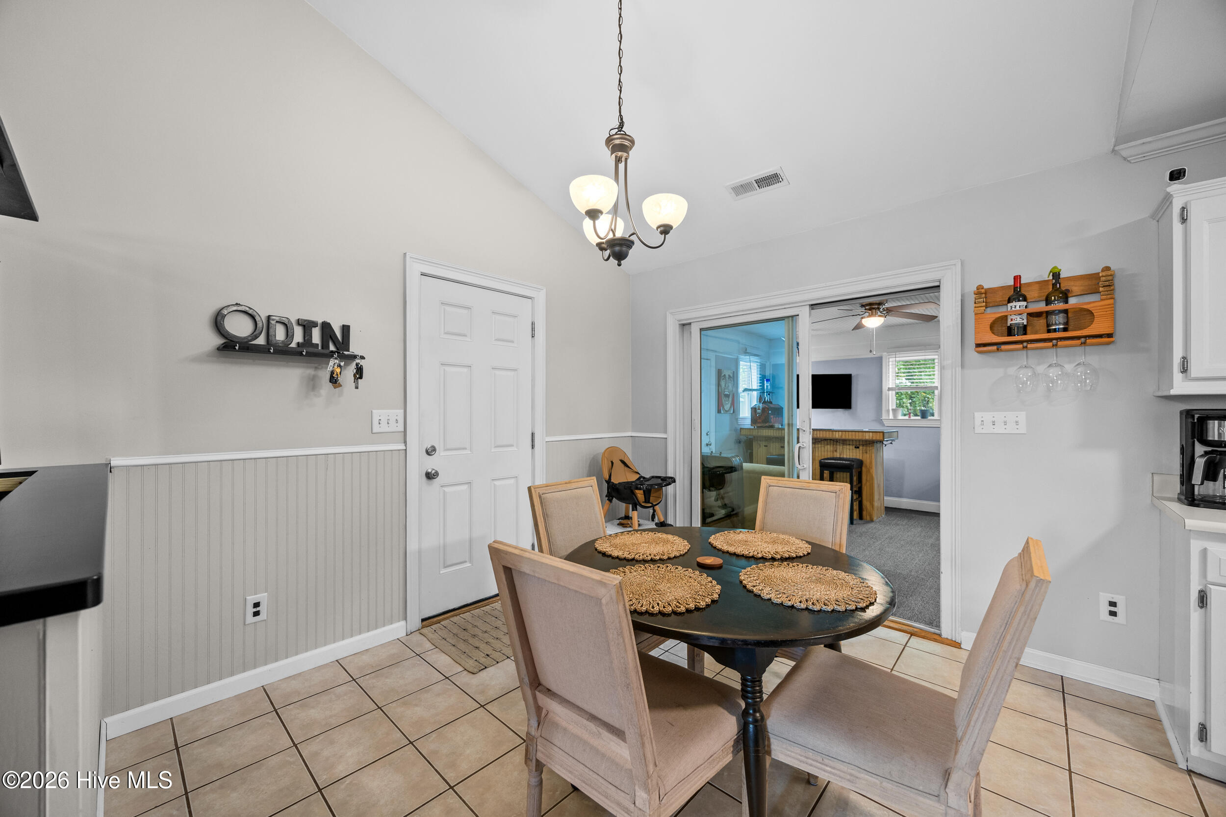 7315 Murrayville Road Property Photo 11