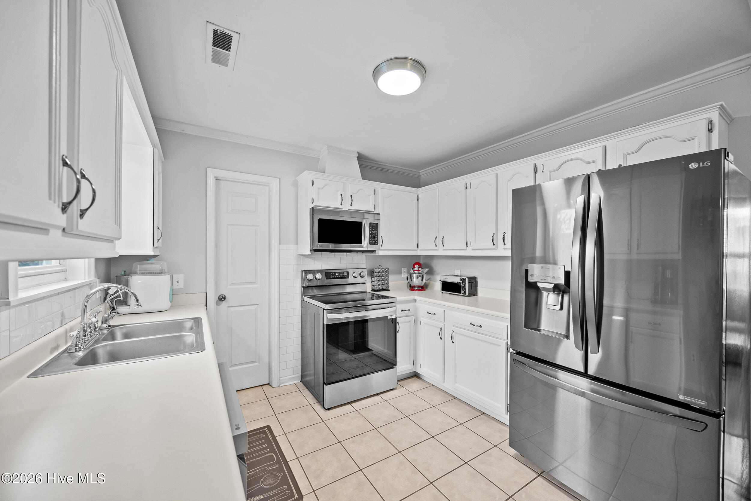 7315 Murrayville Road Property Photo 15