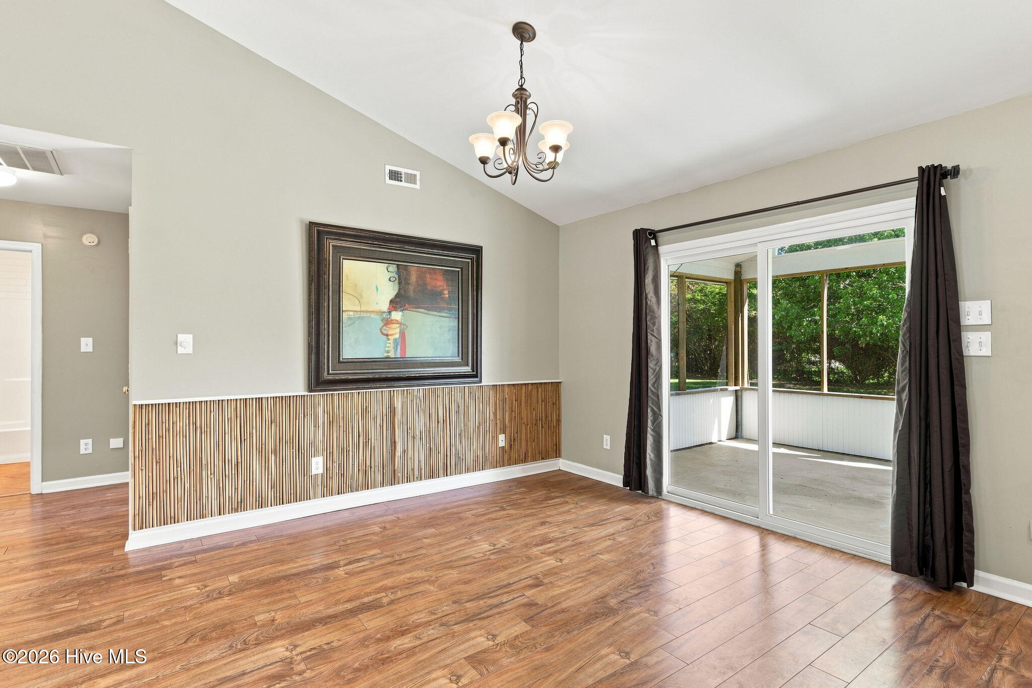2011 Cambridge Downs Drive Property Photo 10
