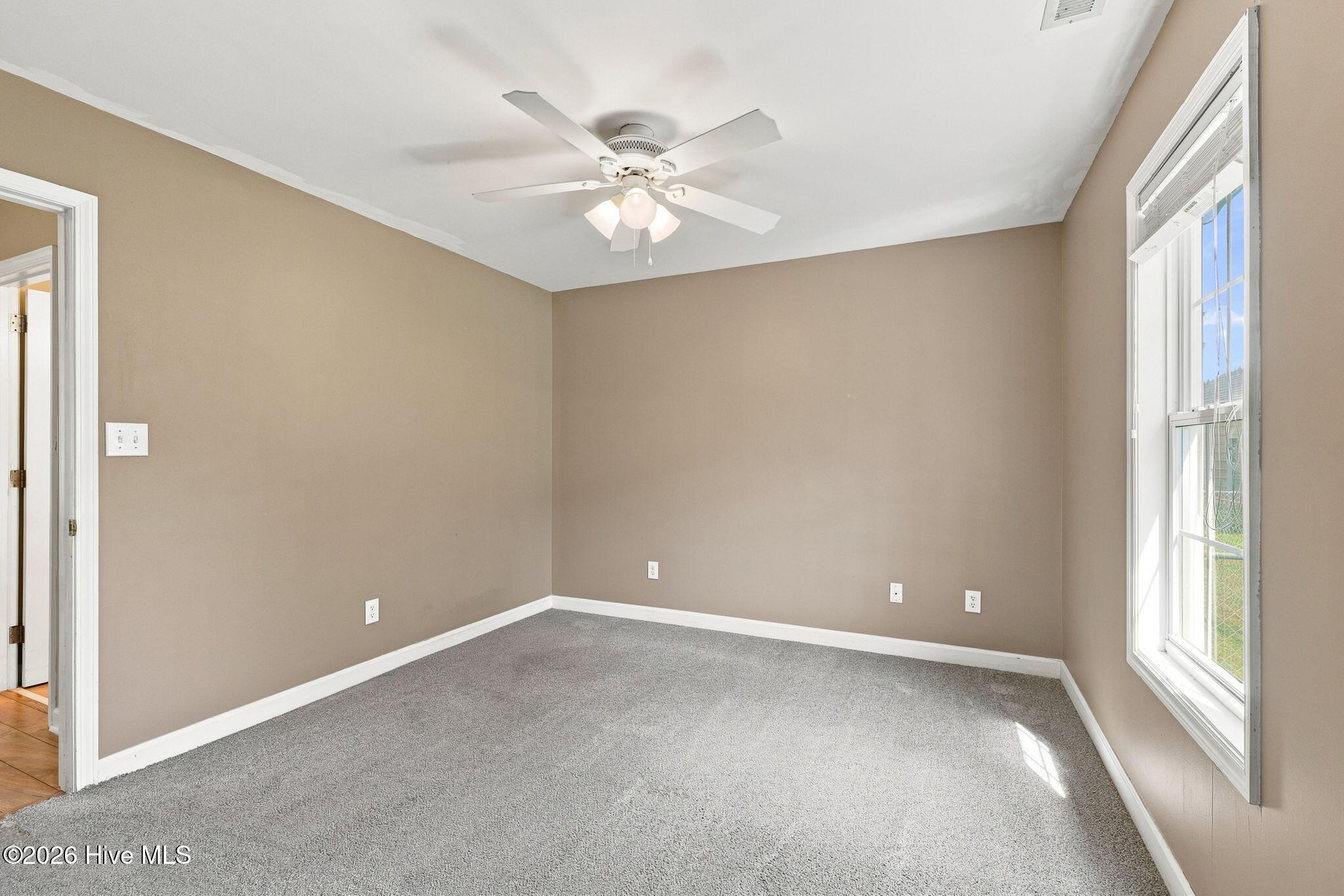 2011 Cambridge Downs Drive Property Photo 28